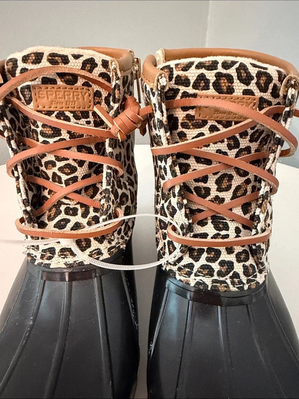 Sperry never worn